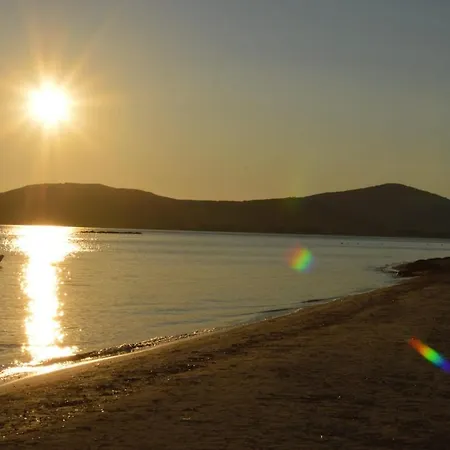 Deliziosa Mansarda Con Terrazzo A 2 Passi Dal Lido Alghero