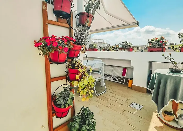 Deliziosa Mansarda Con Terrazzo A 2 Passi Dal Lido Апартаменты